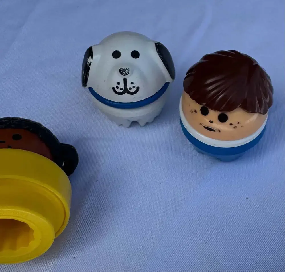 Vintage 1990 Fisher-Price Little People Lot.